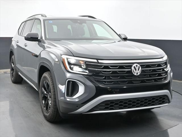 new 2024 Volkswagen Atlas car, priced at $49,856