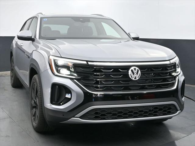 new 2025 Volkswagen Atlas Cross Sport car, priced at $45,511