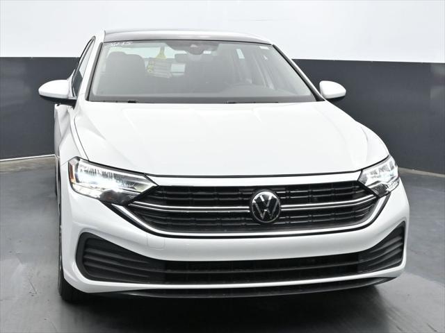 new 2024 Volkswagen Jetta car, priced at $28,241