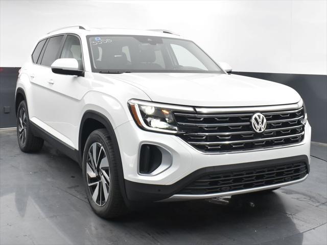 new 2024 Volkswagen Atlas car, priced at $52,421