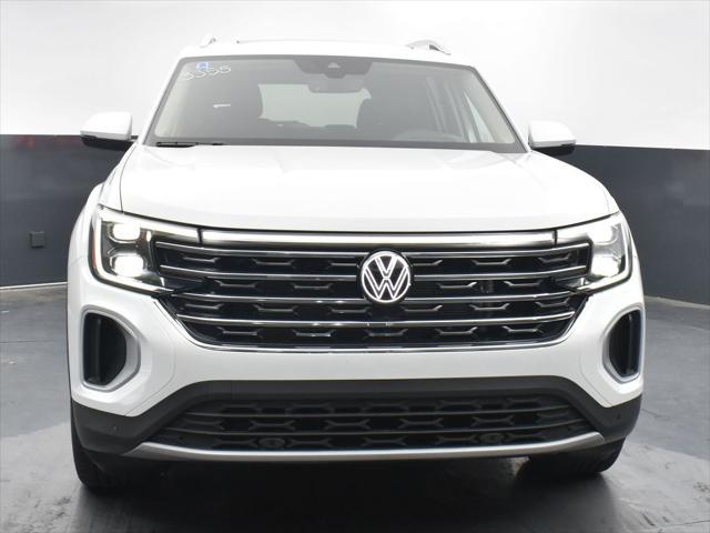 new 2024 Volkswagen Atlas car, priced at $52,421