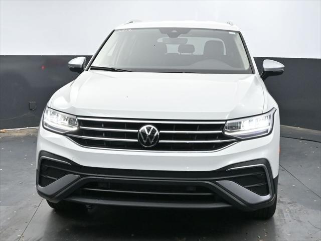 new 2024 Volkswagen Tiguan car, priced at $33,527