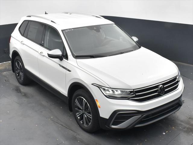 new 2024 Volkswagen Tiguan car, priced at $33,527