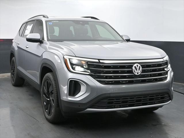 new 2025 Volkswagen Atlas car, priced at $47,216