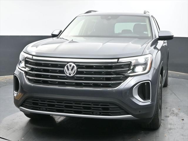 new 2024 Volkswagen Atlas car, priced at $45,166