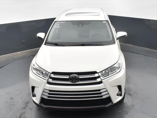 used 2019 Toyota Highlander car, priced at $28,199