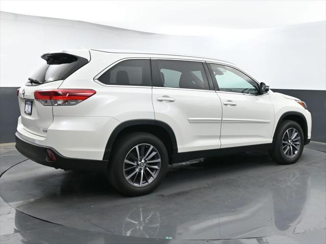 used 2019 Toyota Highlander car, priced at $28,199