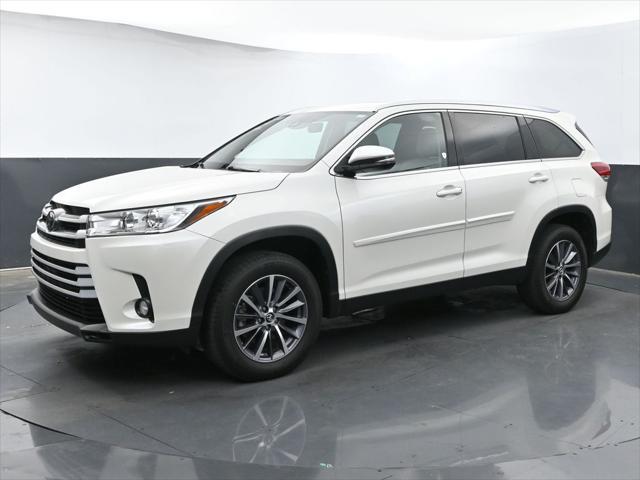 used 2019 Toyota Highlander car, priced at $28,199