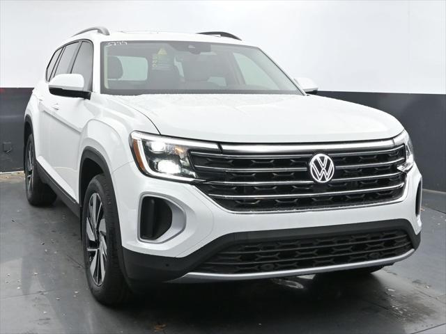 new 2025 Volkswagen Atlas car, priced at $49,180