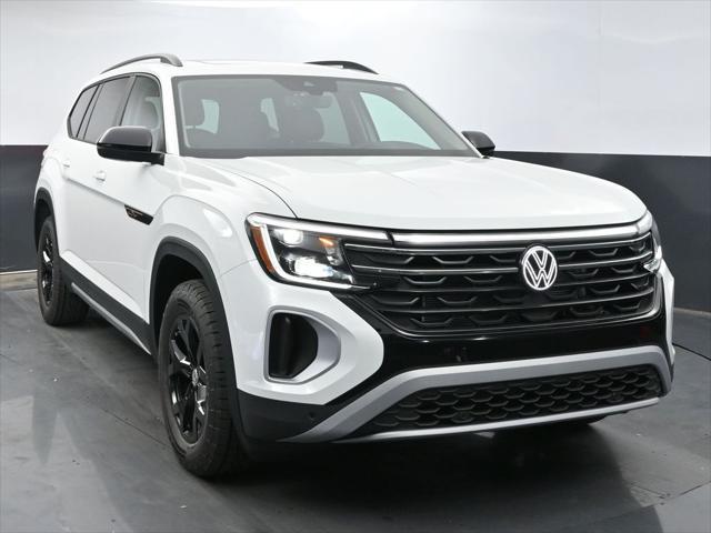 new 2025 Volkswagen Atlas car, priced at $49,771