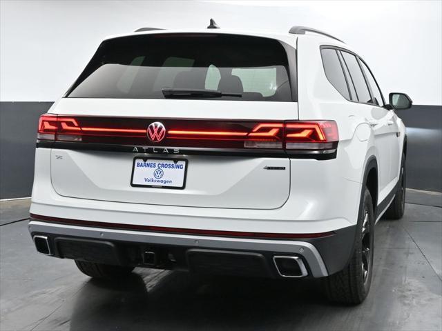 new 2025 Volkswagen Atlas car, priced at $49,771