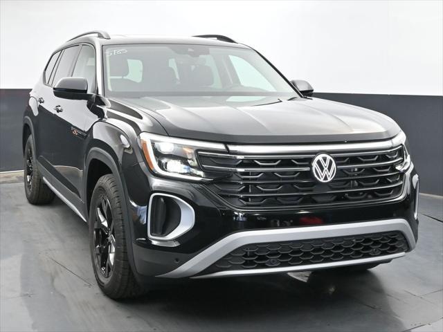 new 2025 Volkswagen Atlas car, priced at $49,771