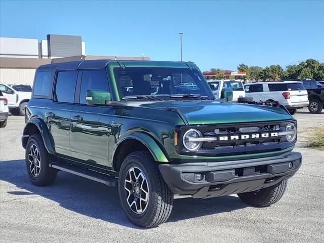 new 2024 Ford Bronco car, priced at $50,601