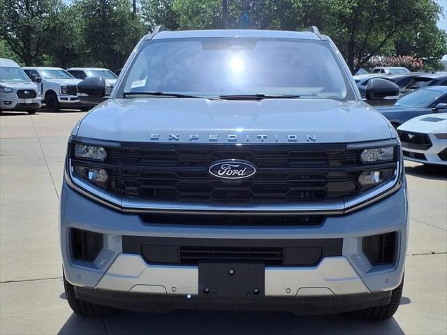 new 2025 Ford Expedition car, priced at $77,915