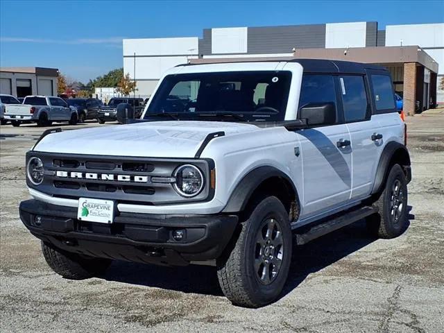 new 2024 Ford Bronco car, priced at $43,080