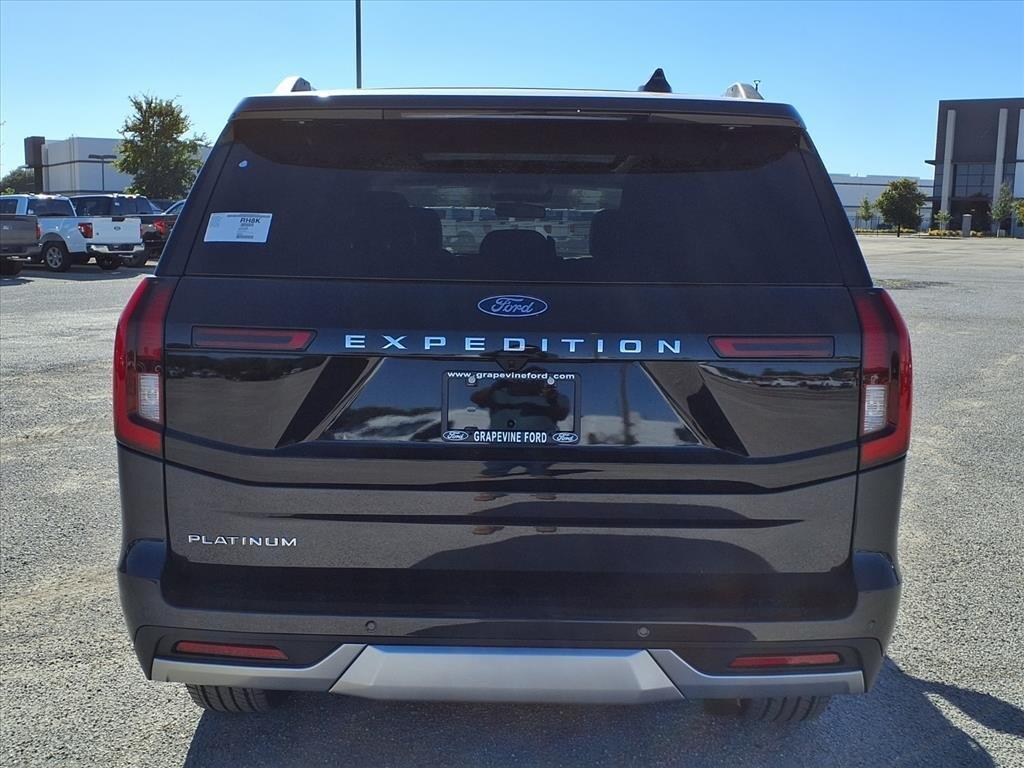 new 2025 Ford Expedition car, priced at $79,135