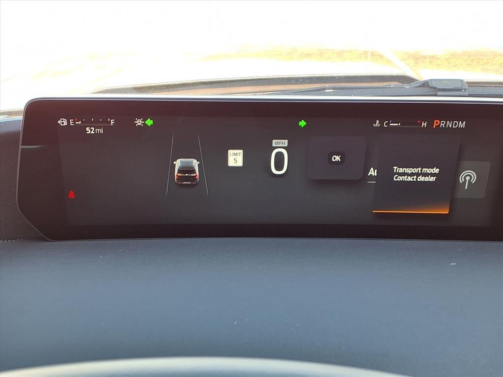 new 2025 Ford Expedition car, priced at $79,135