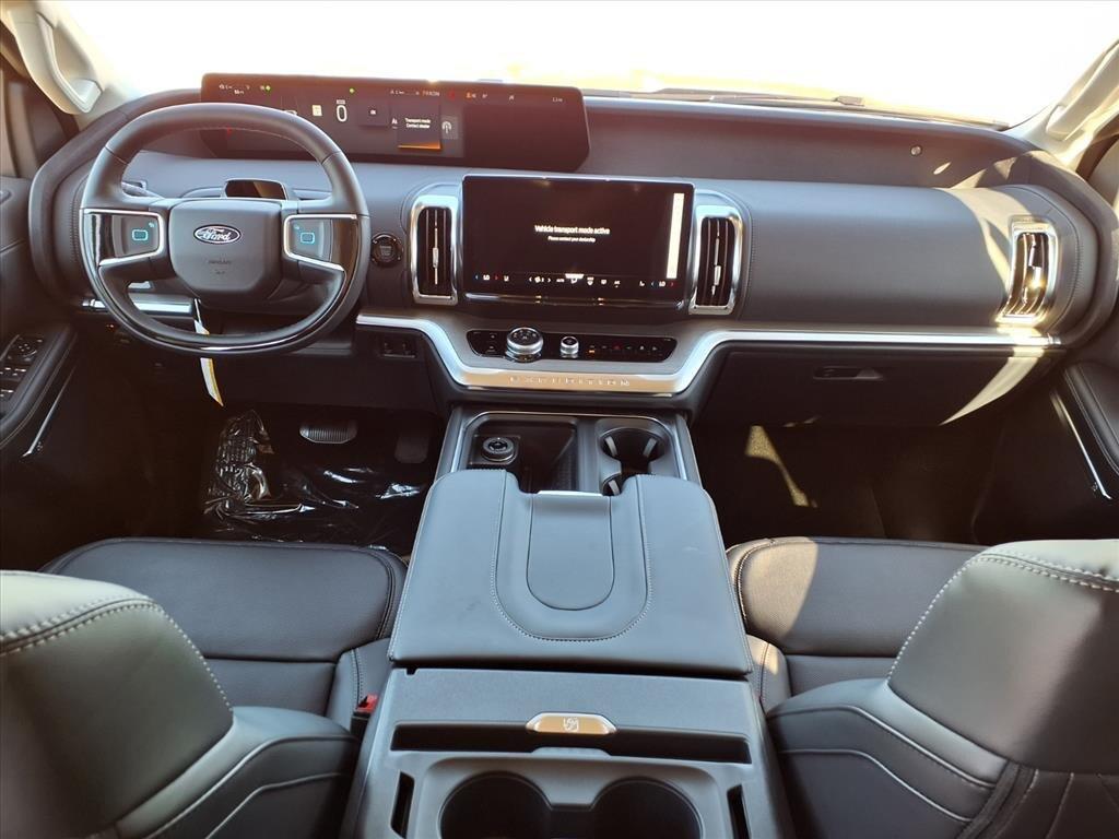 new 2025 Ford Expedition car, priced at $79,135