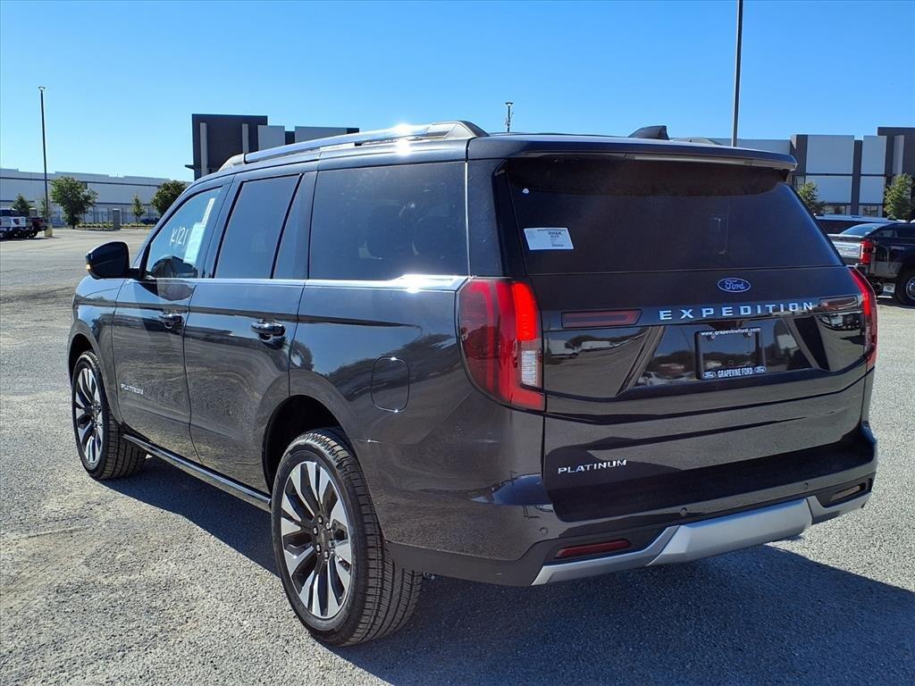 new 2025 Ford Expedition car, priced at $79,135