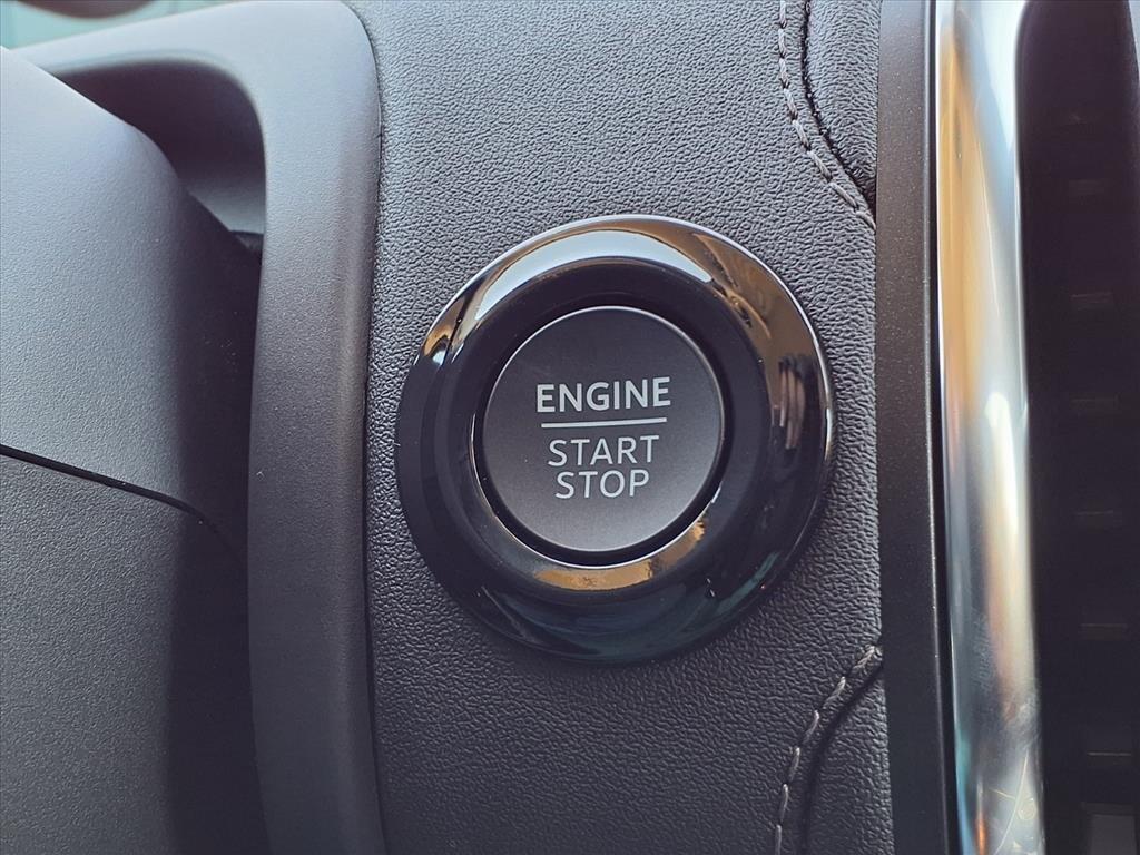 new 2025 Ford Expedition car, priced at $79,135