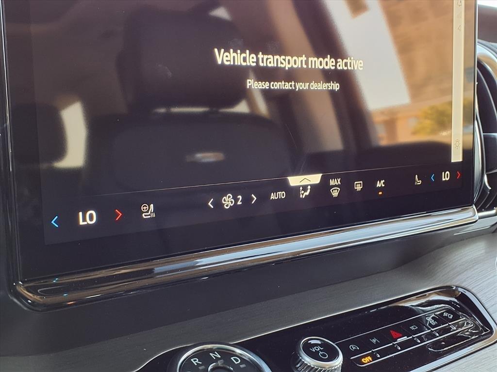 new 2025 Ford Expedition car, priced at $79,135