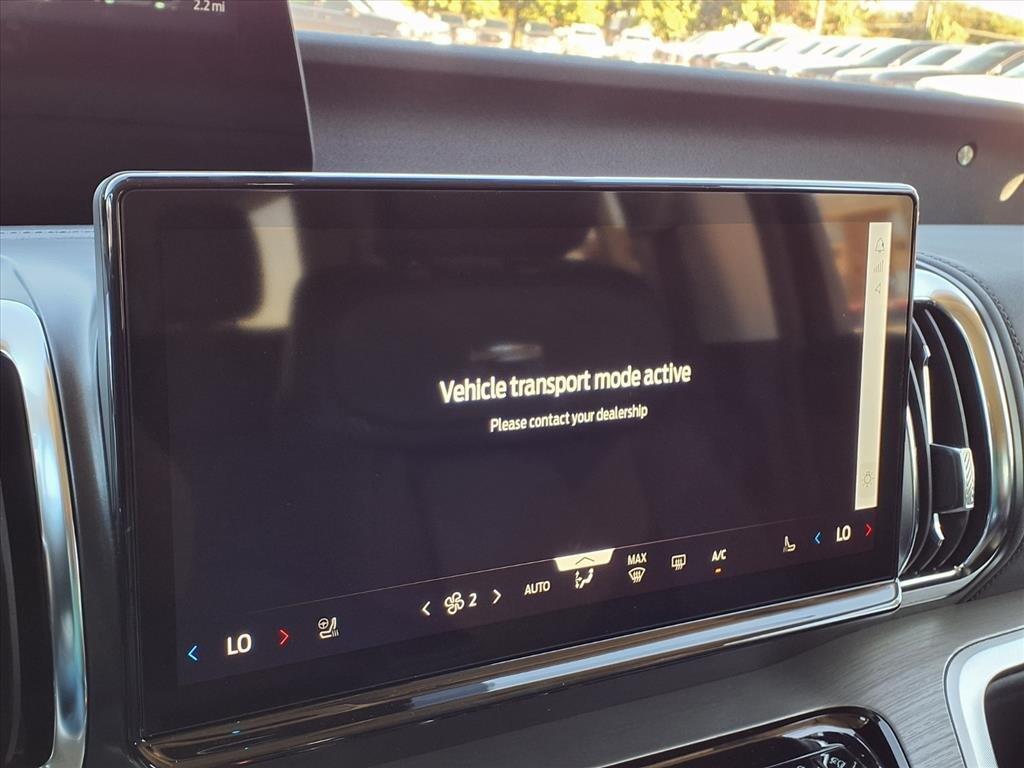 new 2025 Ford Expedition car, priced at $79,135