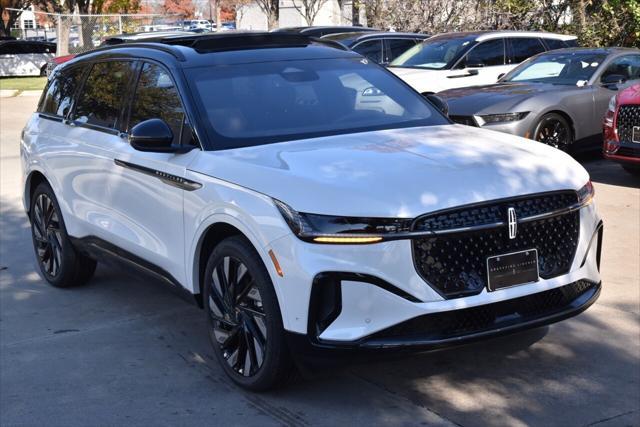 new 2024 Lincoln Nautilus car, priced at $60,602