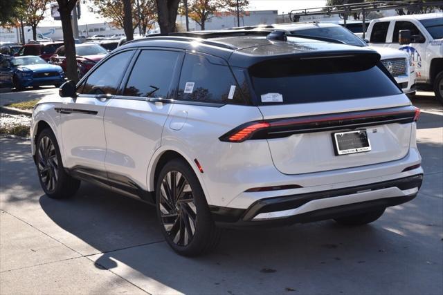 new 2024 Lincoln Nautilus car, priced at $60,602