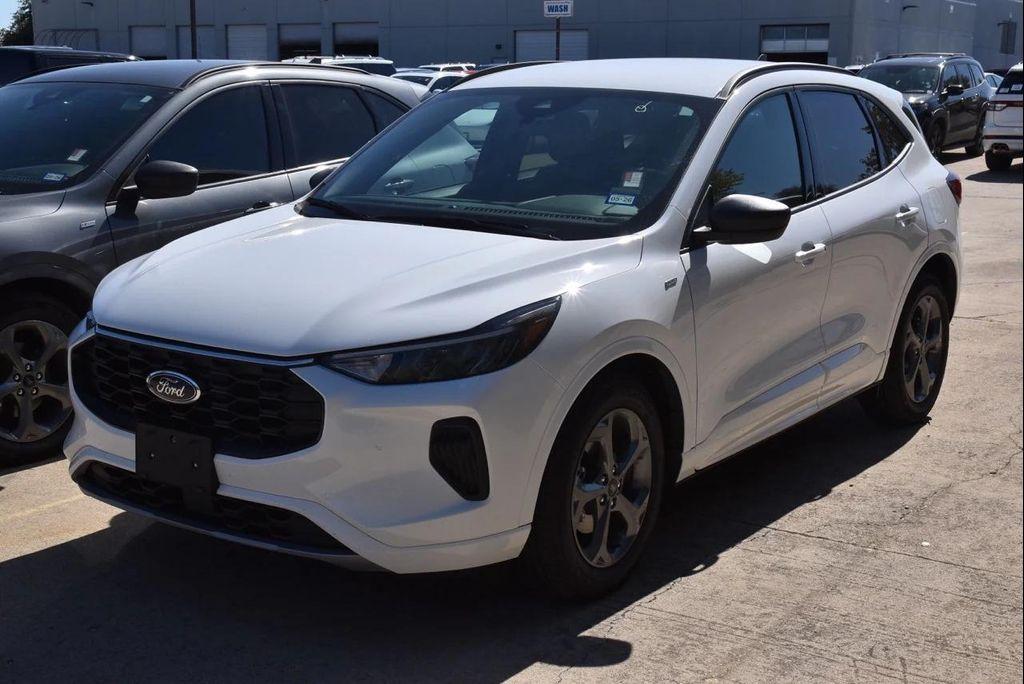 used 2023 Ford Escape car, priced at $24,900