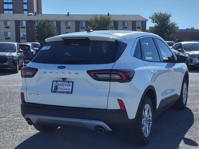 new 2024 Ford Escape car, priced at $23,211