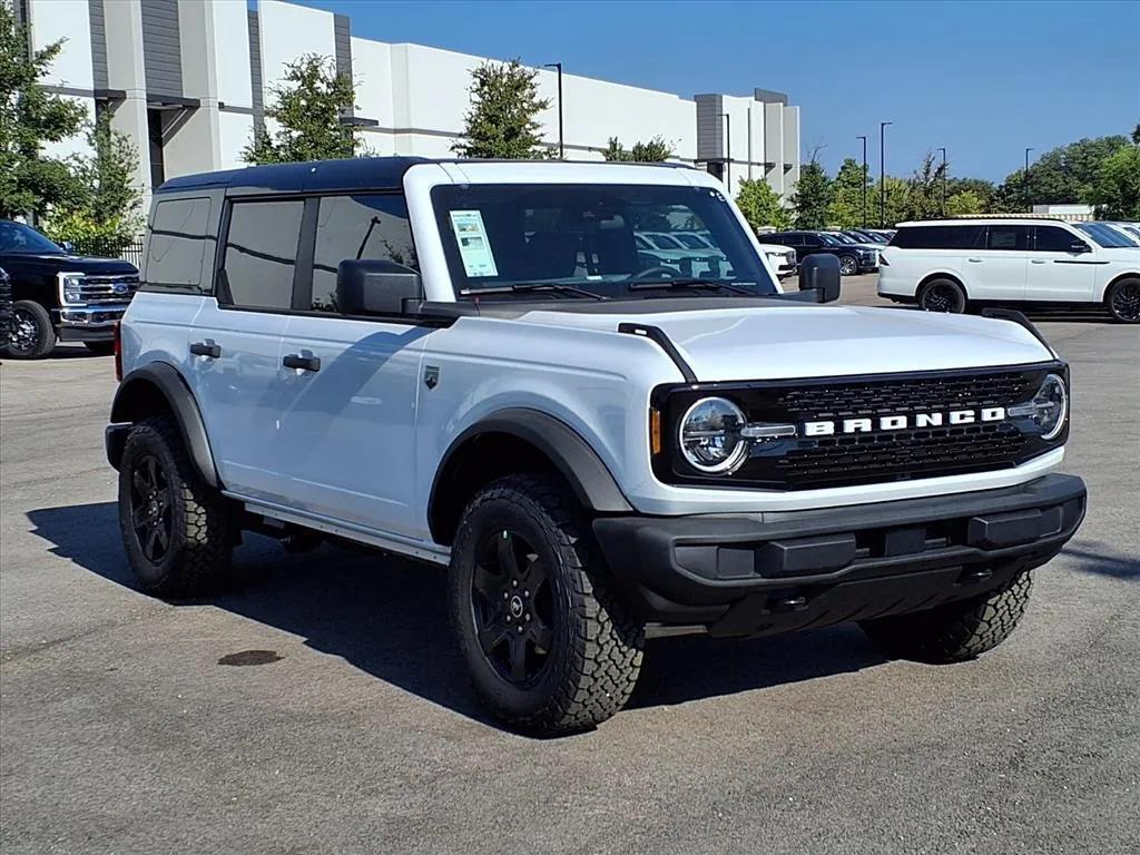 new 2025 Ford Bronco car, priced at $45,393