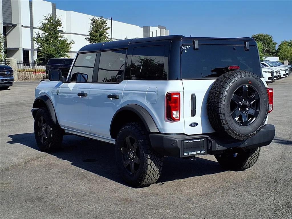 new 2025 Ford Bronco car, priced at $45,393