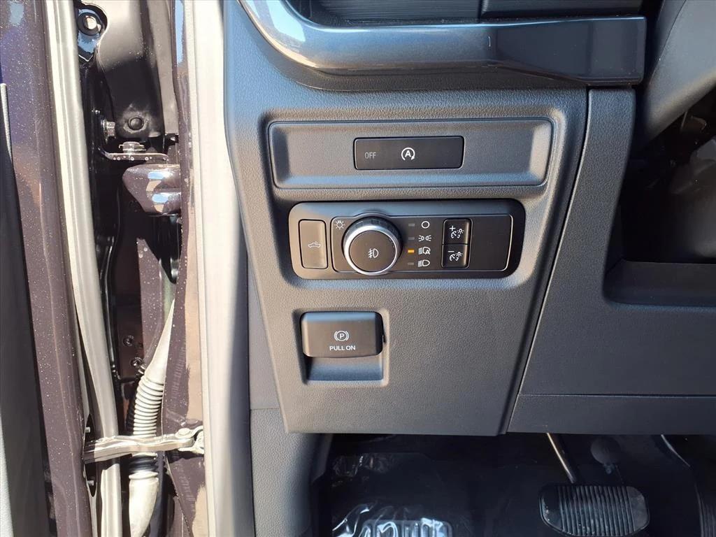 new 2025 Ford F-150 car, priced at $44,327