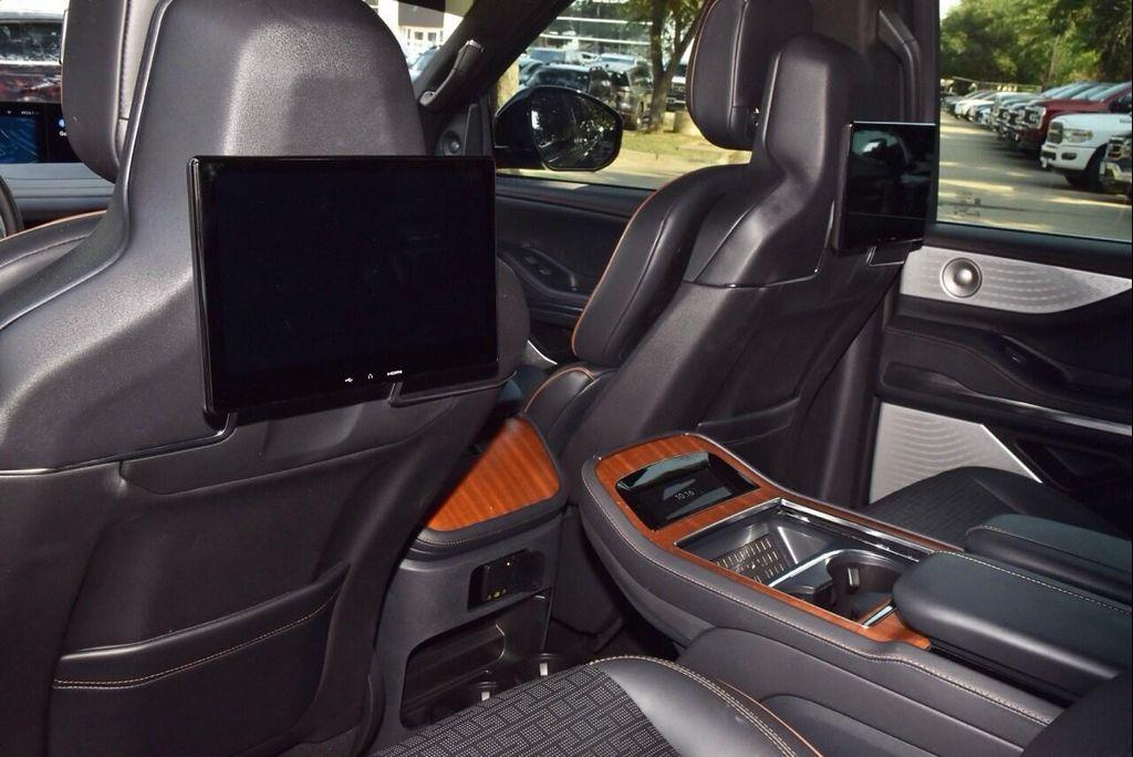 used 2025 Lincoln Navigator car, priced at $114,991