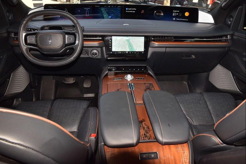 used 2025 Lincoln Navigator car, priced at $114,991
