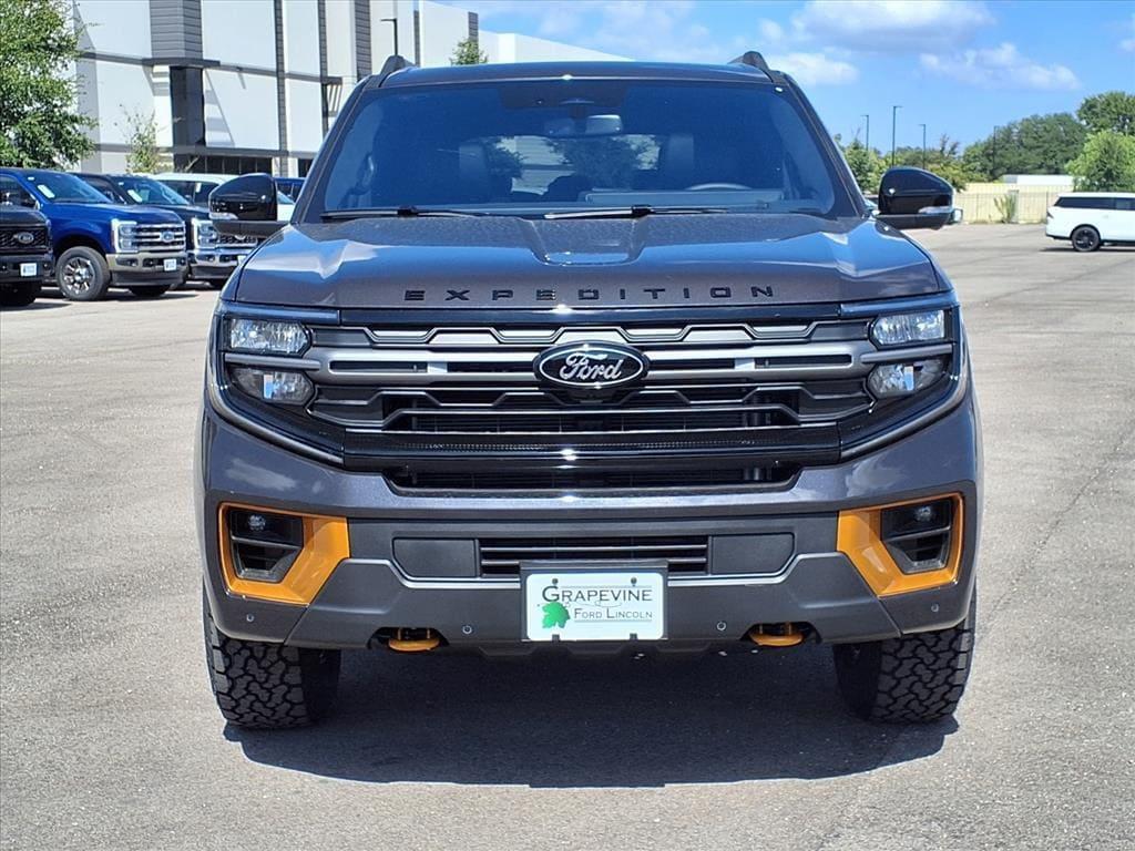 new 2025 Ford Expedition car, priced at $79,838