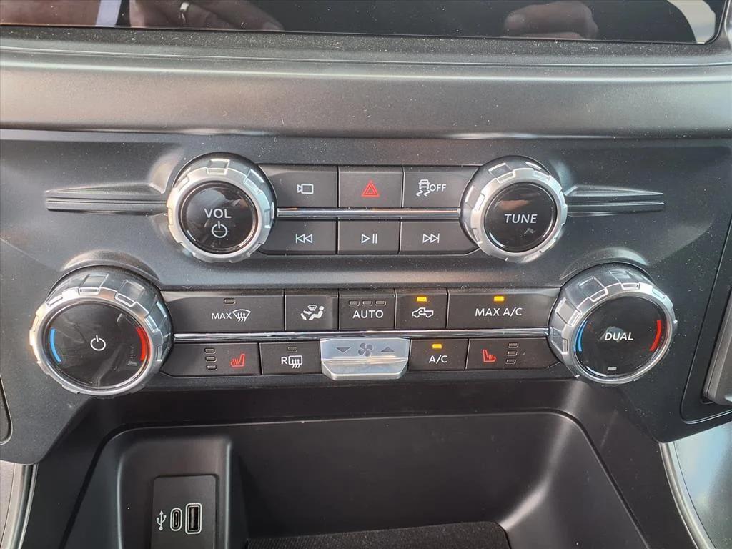 new 2025 Ford F-150 car, priced at $61,434