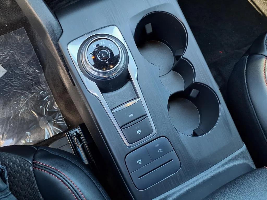 new 2025 Ford Escape car, priced at $22,480