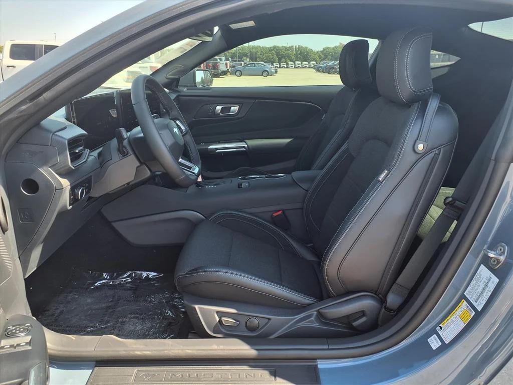 new 2025 Ford Mustang car, priced at $31,581