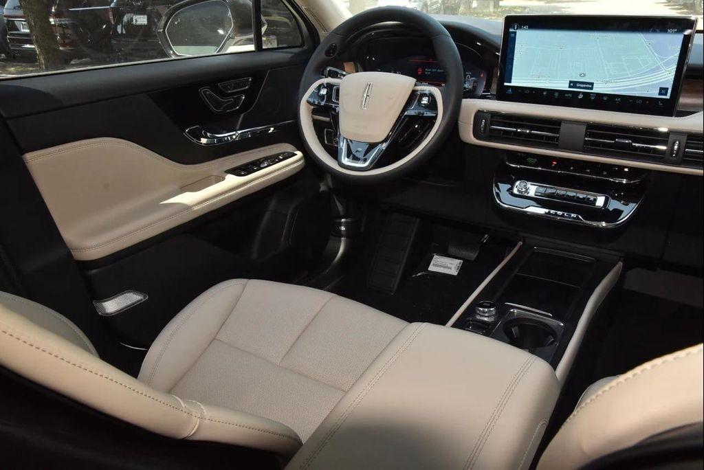 new 2025 Lincoln Corsair car, priced at $51,010