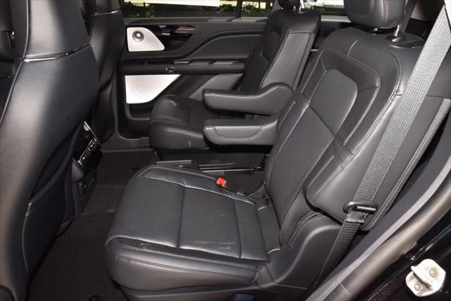 new 2025 Lincoln Aviator car, priced at $72,636