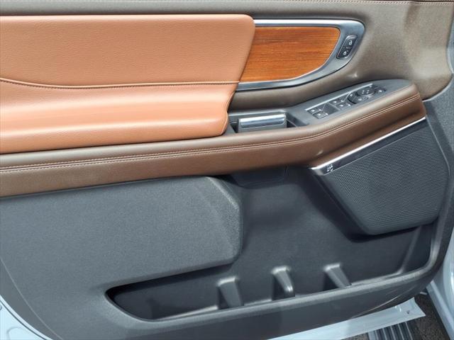 new 2025 Ford Expedition car, priced at $86,645