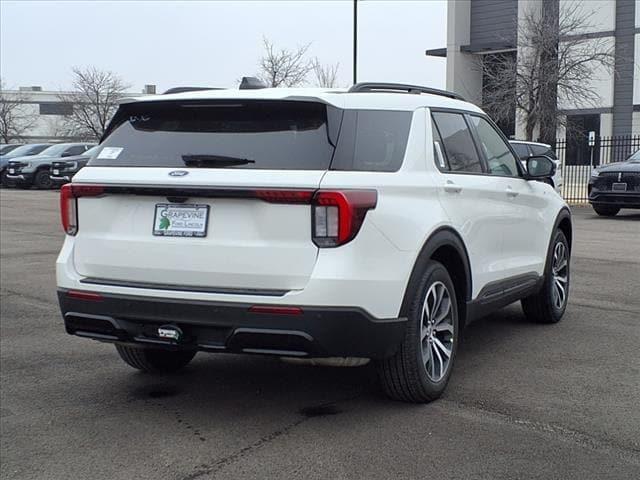 new 2025 Ford Explorer car, priced at $40,115