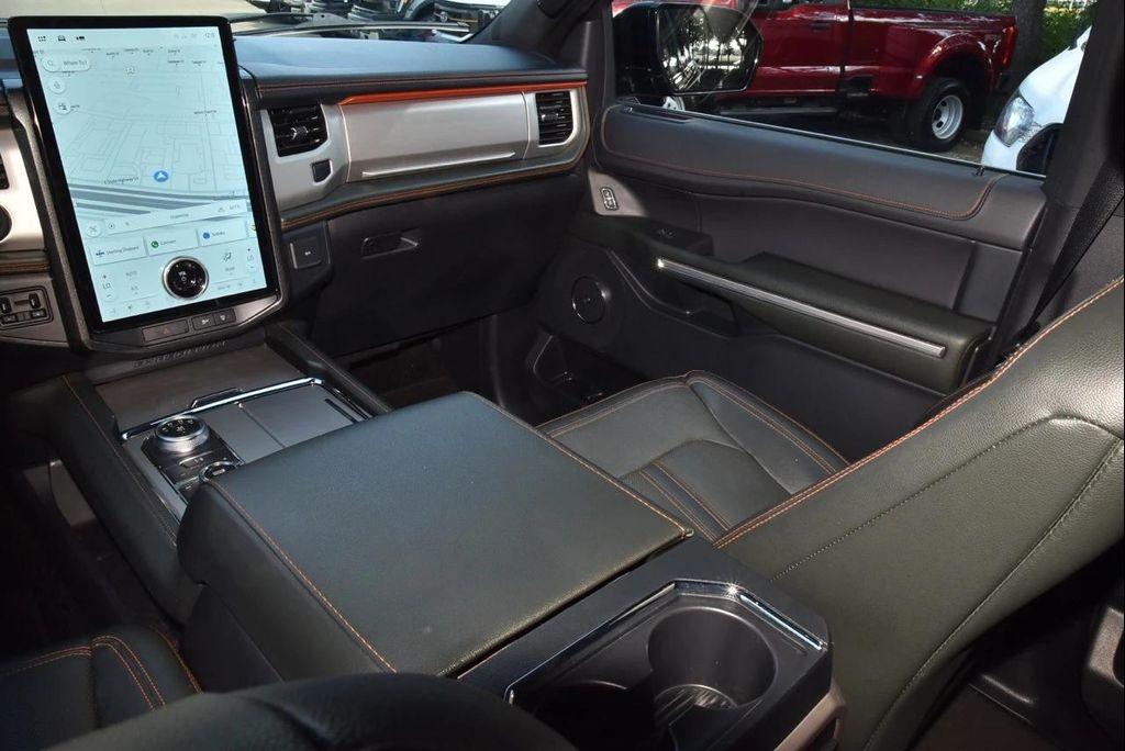 used 2022 Ford Expedition car, priced at $51,450