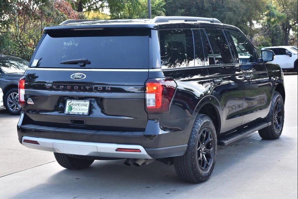 used 2022 Ford Expedition car, priced at $51,450