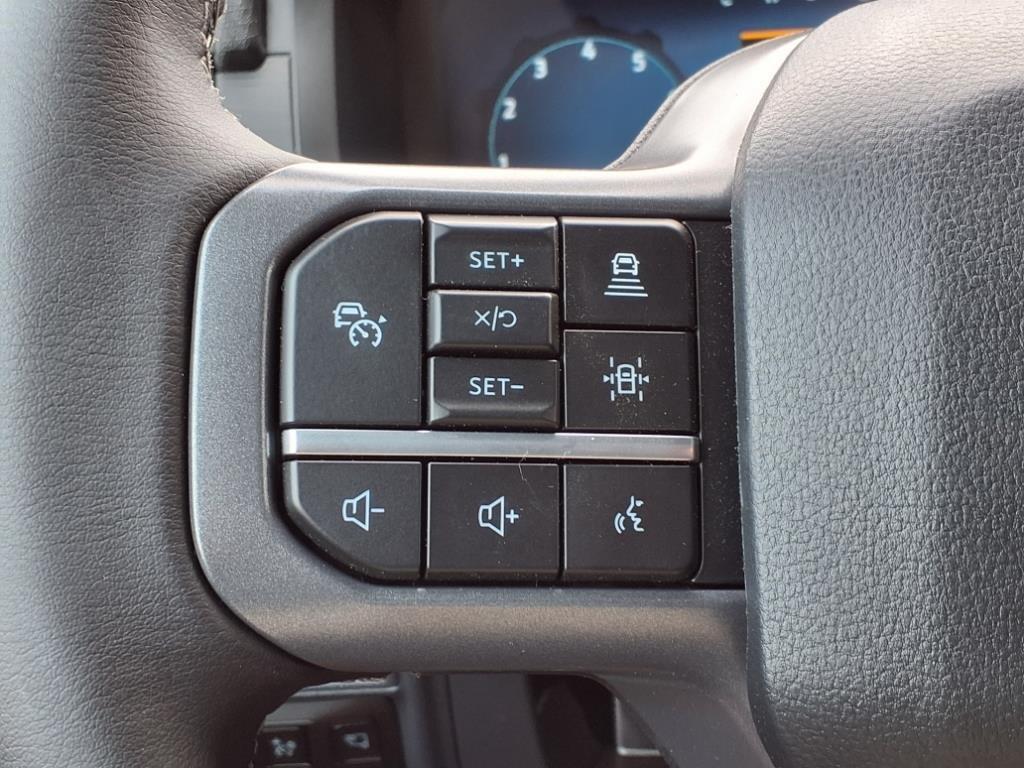 new 2025 Ford F-150 car, priced at $48,273