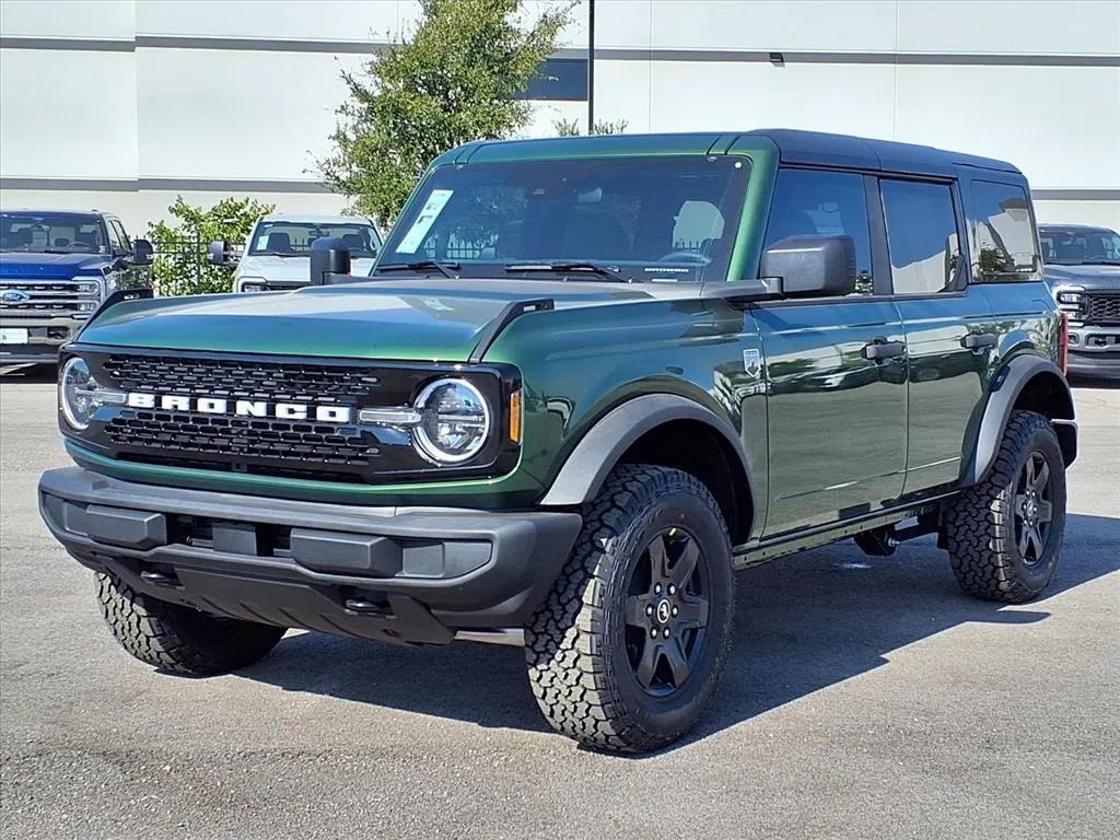 new 2025 Ford Bronco car, priced at $44,747