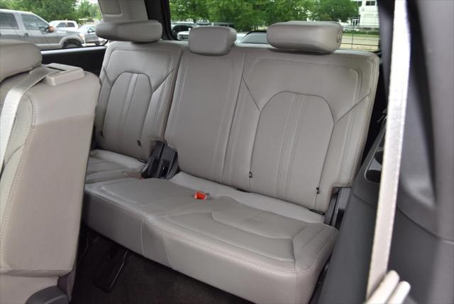used 2021 Ford Expedition car, priced at $49,994
