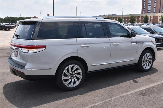 new 2024 Lincoln Navigator car, priced at $98,371