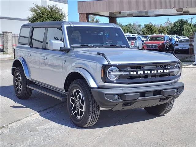 new 2024 Ford Bronco car, priced at $47,179